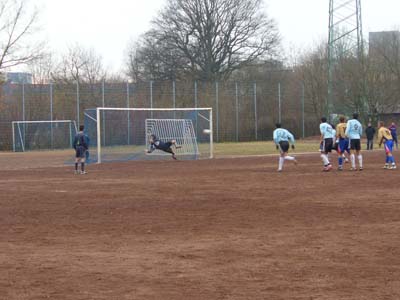 Elfmeter zum 1:0 für GSK Bergedorf